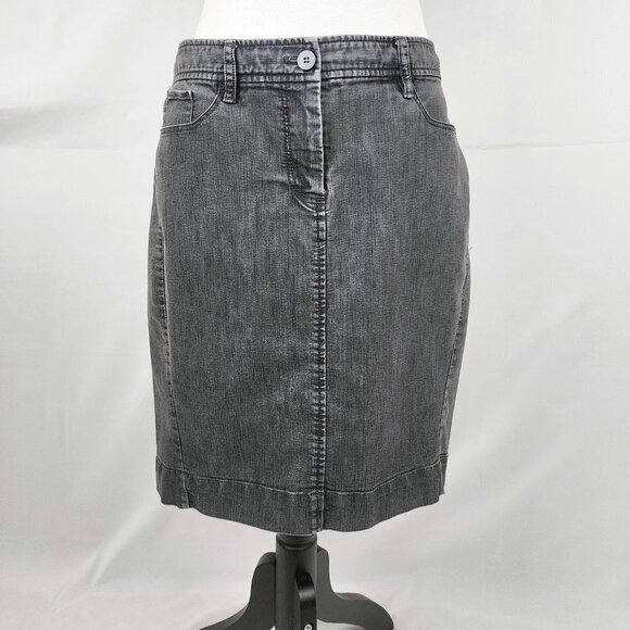 Kenneth Cole Reaction Women's Gray Short Denim Skirt Size 14 - Picture 3 of 4